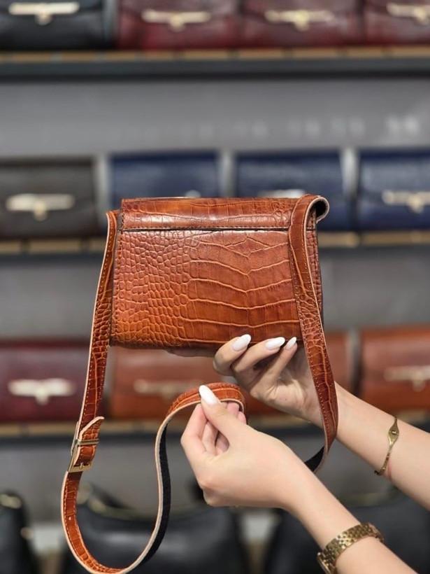 کیف چرم یکتا | عسلی ابر و بادی | سنگی